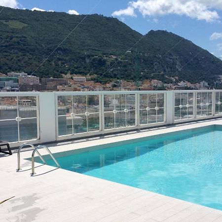 New With Ac Central Suites With Pool Access And Squash Courts! Sleeps Family Or 4 Guests Gibraltar Extérieur photo