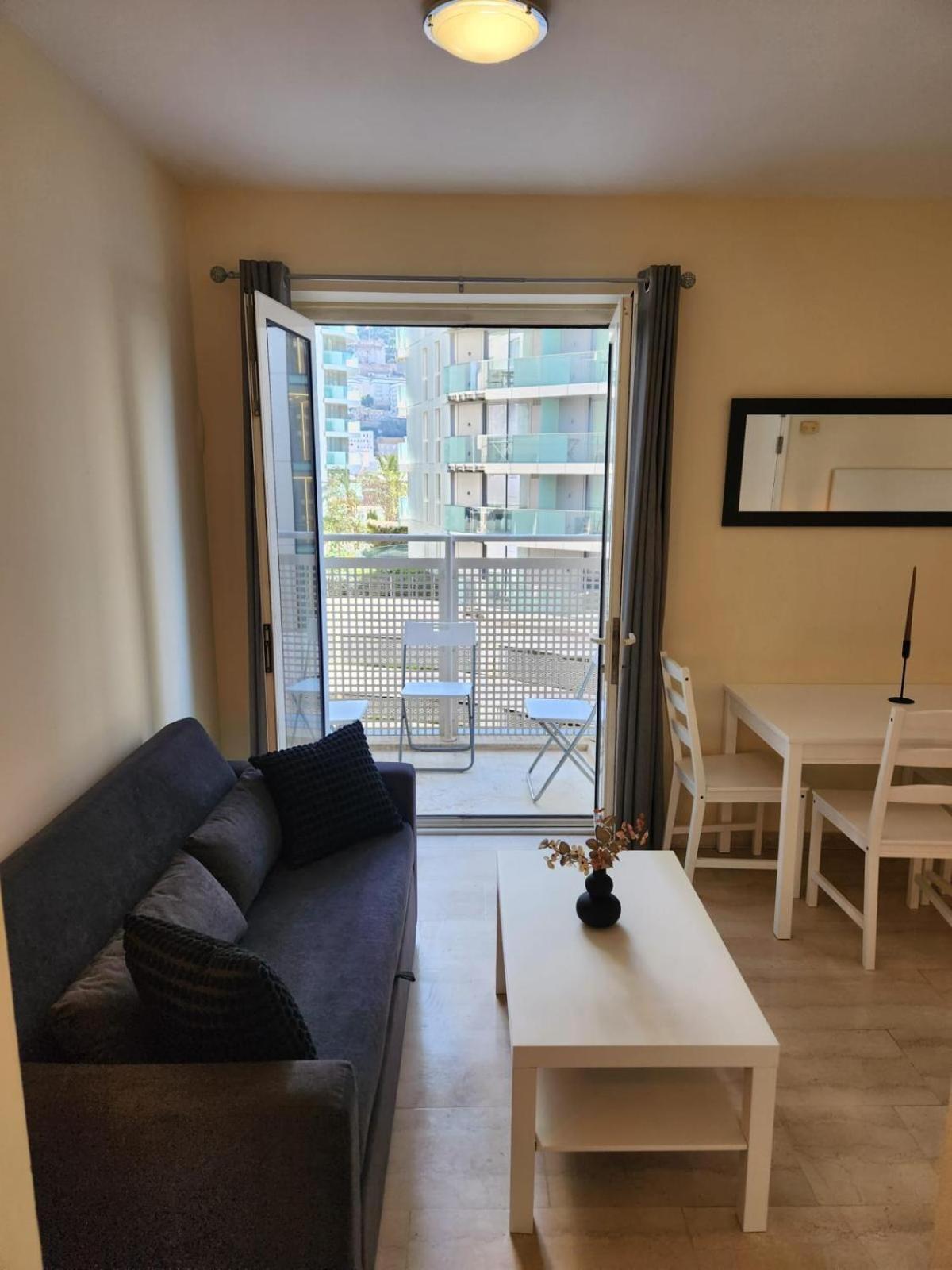 New With Ac Central Suites With Pool Access And Squash Courts! Sleeps Family Or 4 Guests Gibraltar Extérieur photo
